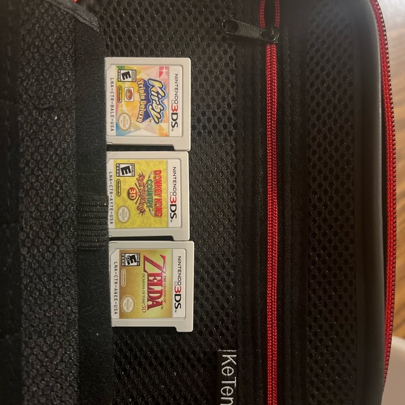 Nintendo Galaxy 3DS XL (I only have 1) - Picture 4 of 7